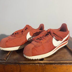 Nike Women's Classic Cortez Nylon Sneaker Firewood Orange Size 8